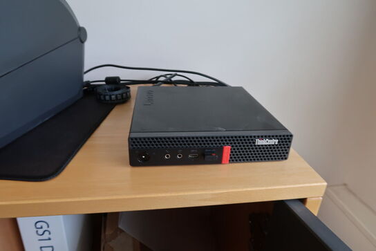 Computer LENOVO ThinkCentre M720q