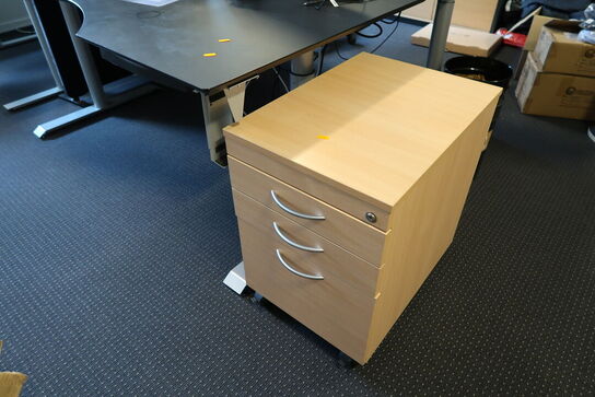 El. hæve/sænke skrivebord uden indhold samt skuffemodul