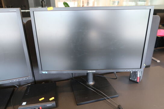 2 stk. computerskærme SAMSUNG S24C450/S24E450, tastatur og mus