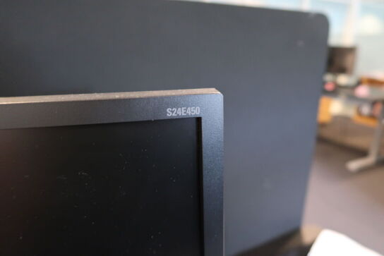 2 stk. computerskærme SAMSUNG S24E450, tastatur og mus