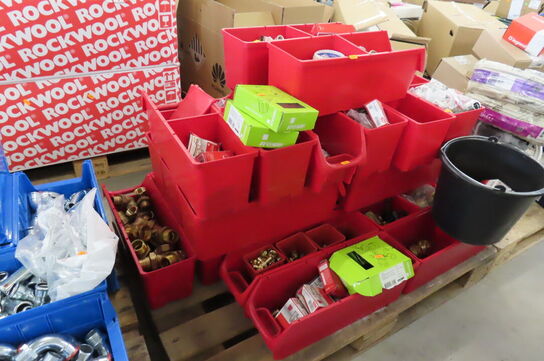 Plukkasser med diverse fittings