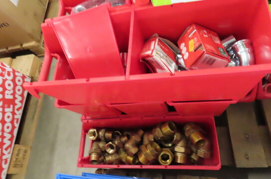 Plukkasser med diverse fittings