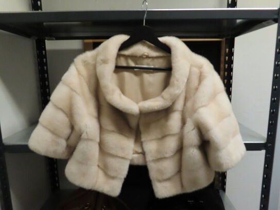 Minkpels, BIRGER CHRISTENSEN