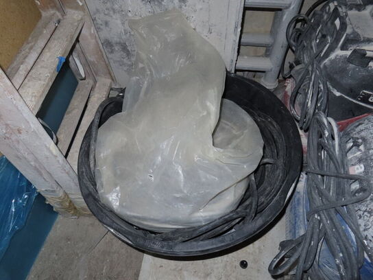 Tøm rummet for værktøj, stiger og materialer