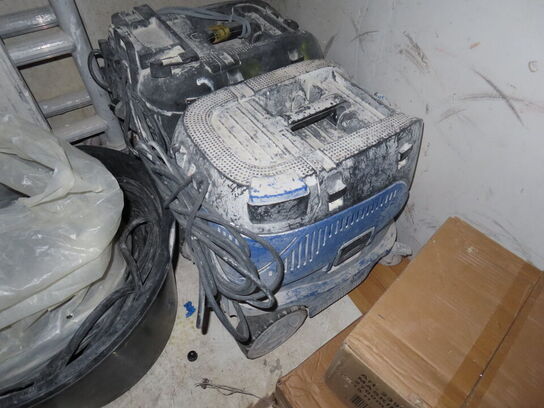 Tøm rummet for værktøj, stiger og materialer