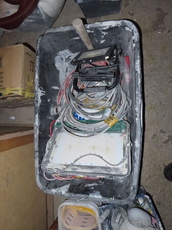 Tøm rummet for værktøj, stiger og materialer