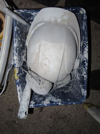 Tøm rummet for værktøj, stiger og materialer