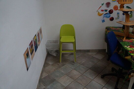 Bord inkl. Højstole, m.v.