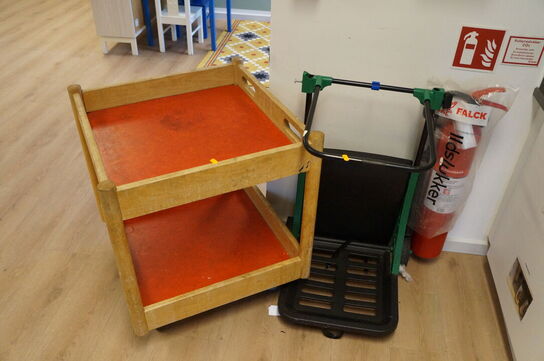 3 stk. rulleborde & Affaldsstativ