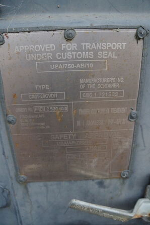 10 fods isoleret container med el.