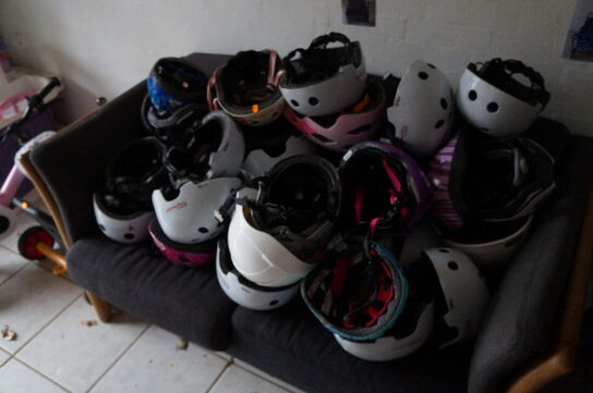 Parti børnecykelhjelme