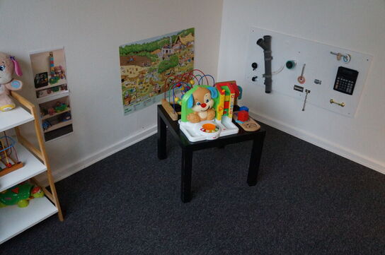 Diverse legetøj, m.v.