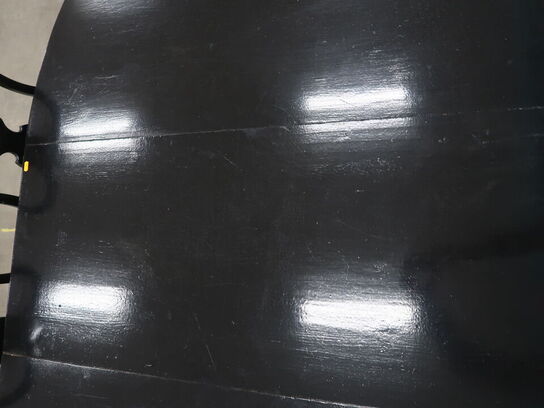 Spisebord med 3 tillægsplader og 10 stk. stole fra LYSBERG, HANSEN & THERP