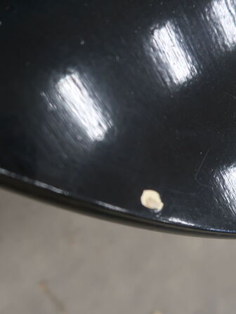 Spisebord med 3 tillægsplader og 10 stk. stole fra LYSBERG, HANSEN & THERP