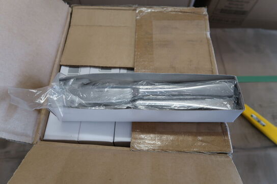 3 kasser (300 pr. stk.) Dessert/frokost kniv  L205 mm  COSMOS 336008