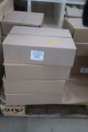 4 kasser (6 pr. stk.) Overkop hvid 20 cl KEN STORKØKKEN  Daisy