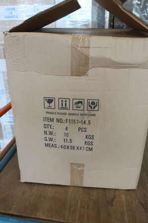 3 kasser (4 pr. stk.) Serveringsskål  hvid porcelæn KEN STORKØKKEN