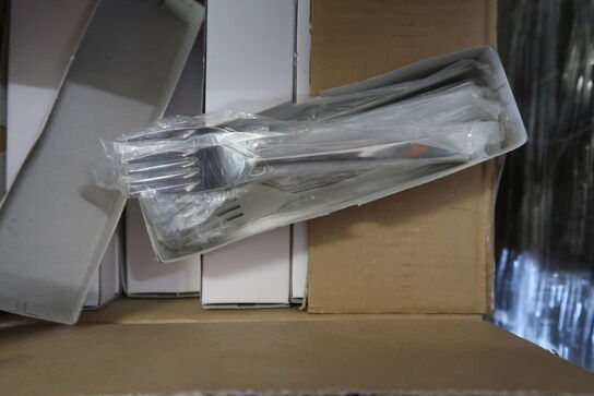 3 kasser (300 pr. stk.) Dessert/frokost gaffel  COSMOS 336008