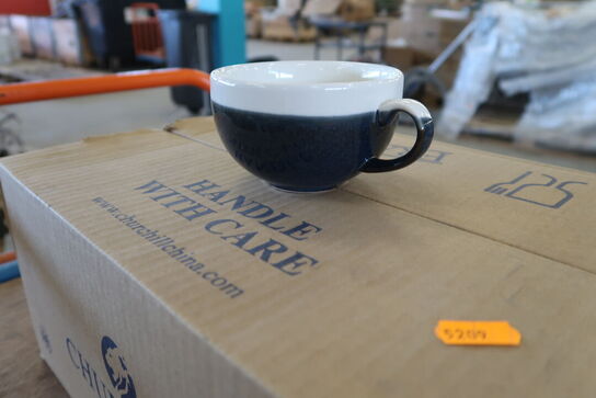 4 kasser (12 pr. stk.) Overkop grå 22,7 cl  CHURCHILL 1795  Stonecast