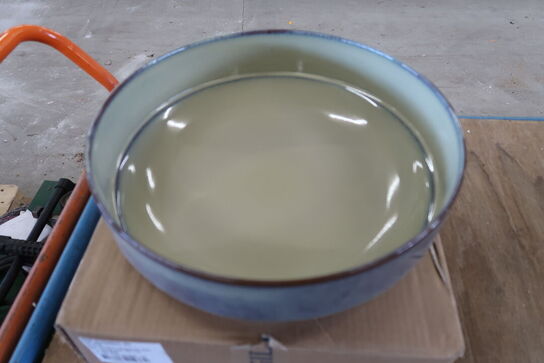 2 stk. Skål i stabelbar stentøj 