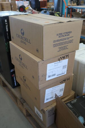 4 kasser (12 pr. stk.) Overkop grå 22,7 cl  CHURCHILL 1795  Stonecast