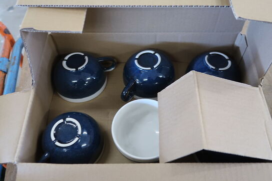 4 kasser (12 pr. stk.) Overkop grå 22,7 cl  CHURCHILL 1795  Stonecast