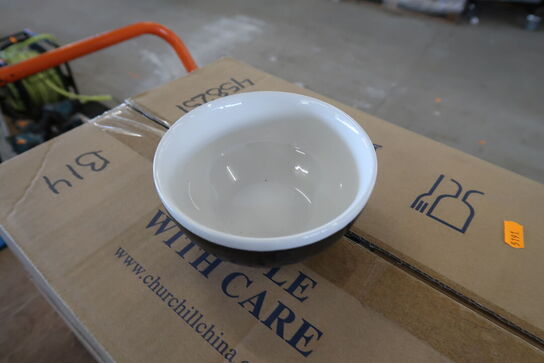 2 kasser (12 pr. stk.) Skål sort 47 cl Monochrome  CHURCHILL 1795 458938