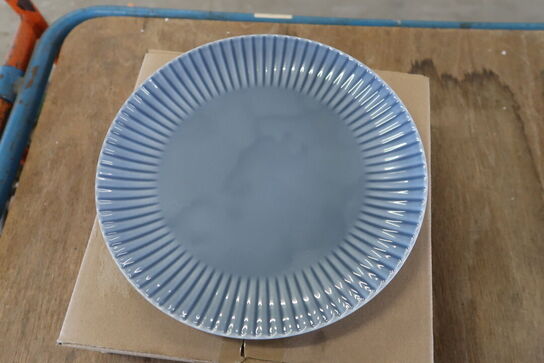 18 stk. Tallerken blågrå  CHURCHILL 1795  Daisy 