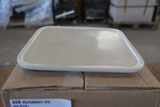 2 kasser (12 pr. stk.) Firkantet Tallerken  KEN STOR KØKKEN 