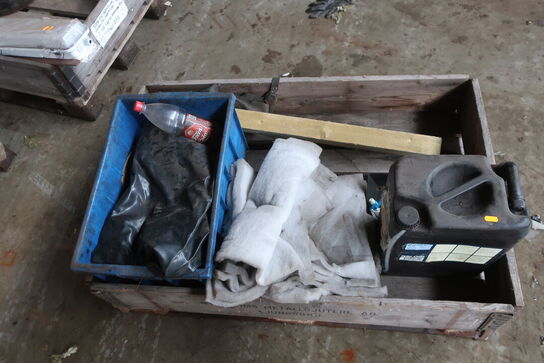 Div. Varelager, værktøj, reservedele m.m.