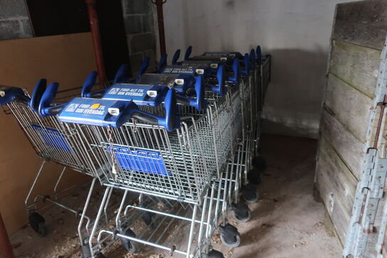 8 stk. indkøbsvogne