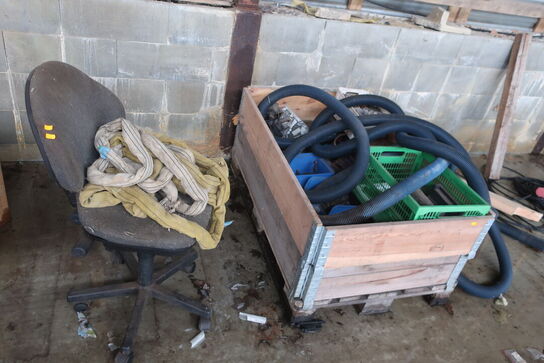 Div. Varelager, værktøj, reservedele m.m.