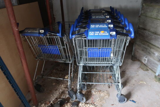 8 stk. indkøbsvogne