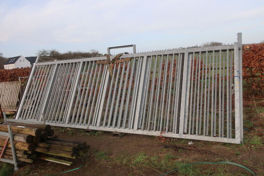 Skydelåge i galvaniseret stål