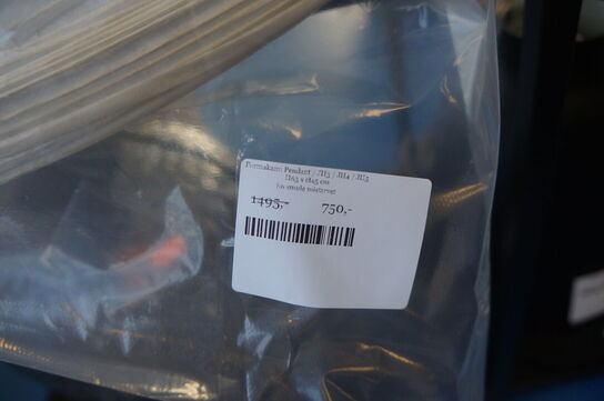 Pendant &TRADITION FORMAKAMI