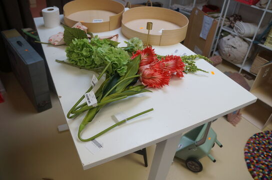 Højdejusterbart bord