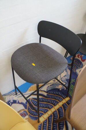 Barstol &TRADITION PAVILLION AV7