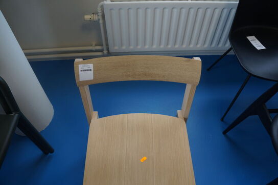 Spisebordsstol NORMANN TIMB