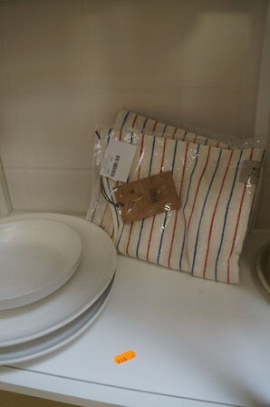 Tallerkner, vase, m.v.