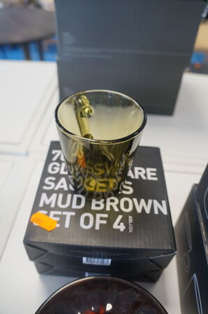 12 stk. Kaffekopper inkl. Underkopper HAY