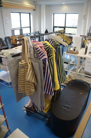 Bøjlestativ inkl. Diverse morgenkåber