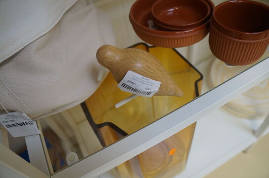 Brødkruv, fugl, m.v.