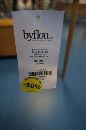 Bakkebord FRITZ HANSEN OLIERET EG