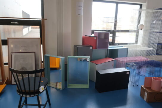 ByFlou.com ApS *Jyllandsvej Del 2 - Designmøbler, lamper, pyntegenstande m.v. fra Resale Butik*