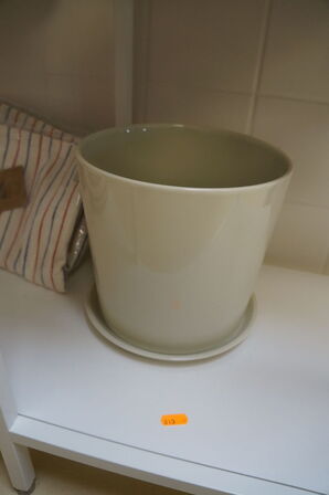 Tallerkner, vase, m.v.