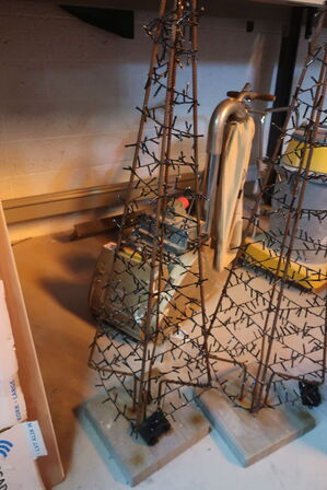 2 stk. lysjuletræer