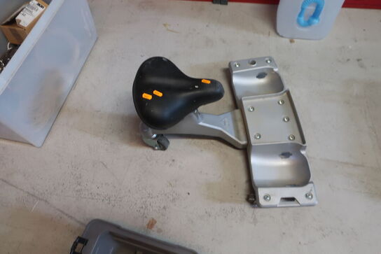 Fliselæggerstol RUBI