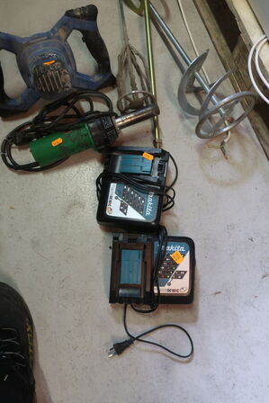 Røreværk, varmepistol LEISTER, 2 stk. ladere MAKITA