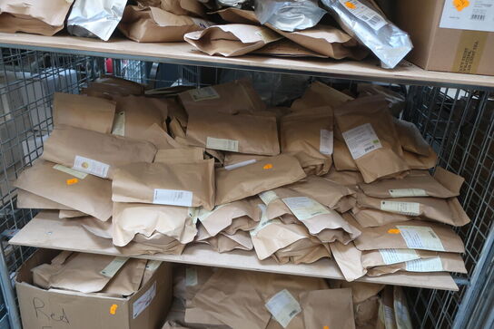 Div. Løs te i poser på 1 hylde