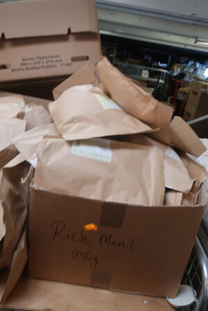 Div. Løs te i poser på 1 hylde